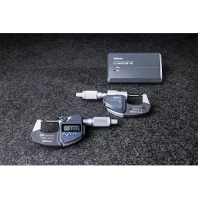   Digitális mikrométer U-WAVE készletben 0-25/0,001mm. Mikrométer IP65 (293-234-30), adó (264-622) és csatlakozó egység (02AZF310) Mitutoyo 293-234-30-IEEE